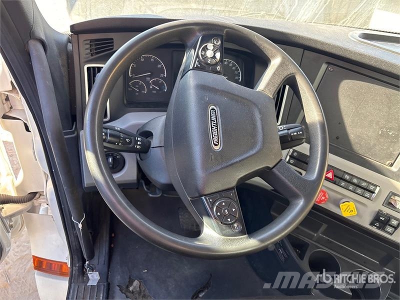 Freightliner Cascadia 126 Vlačilci