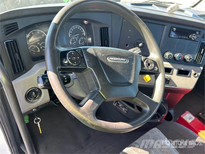 Freightliner Cascadia 116 Nyergesvontatók