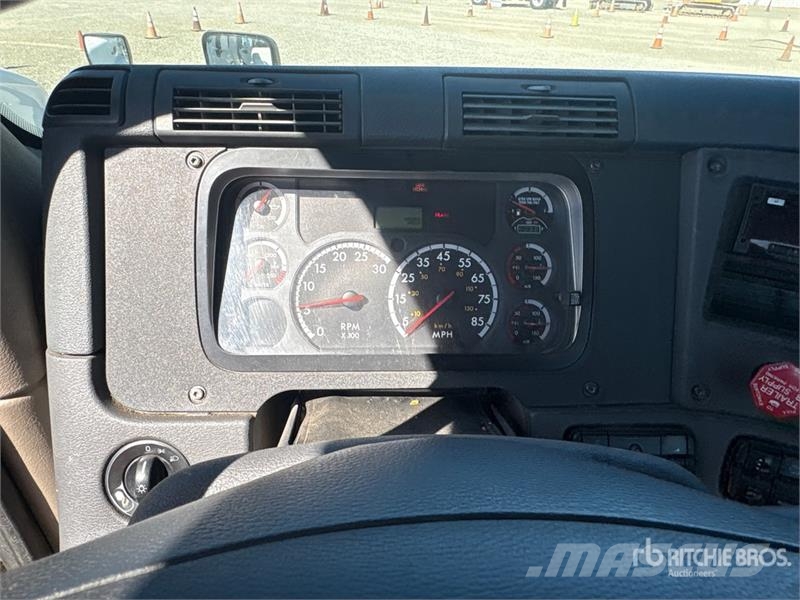Freightliner Cascadia 125 Vlačilci