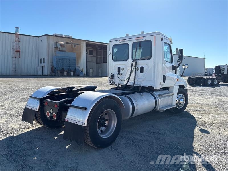 Freightliner Cascadia 125 Tegljači