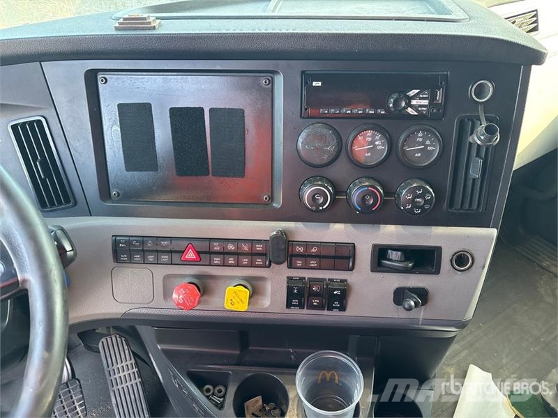 Freightliner Cascadia 126 Ťahače