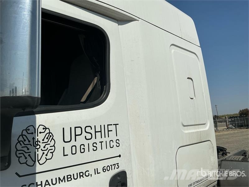 Freightliner Cascadia 113 Sattelzugmaschinen