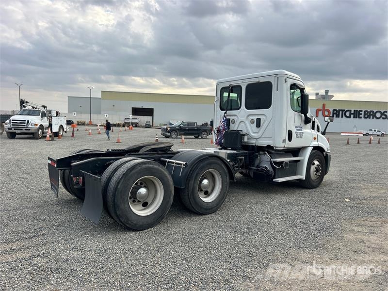 Freightliner Cascadia 125 Тягачі