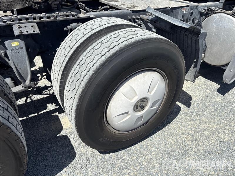 Freightliner Cascadia 116 Tractor Units