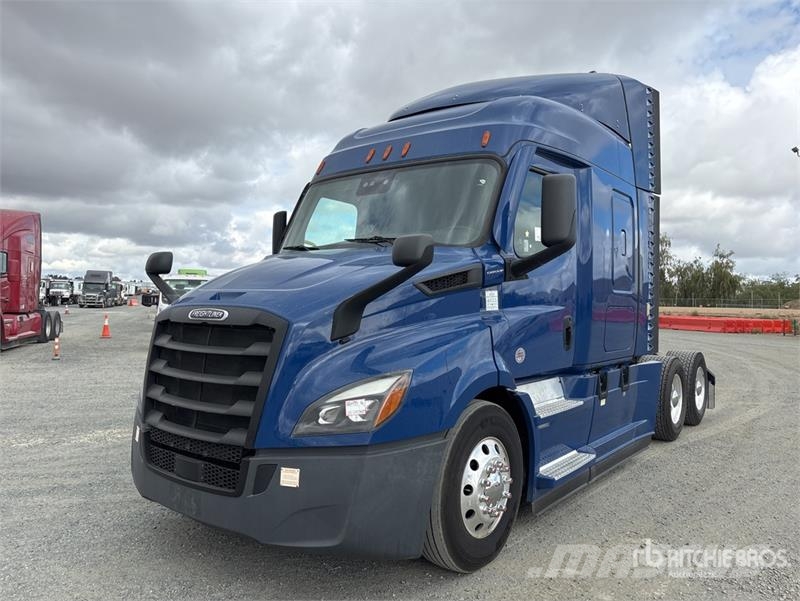Freightliner Cascadia 116 Sadulveokid