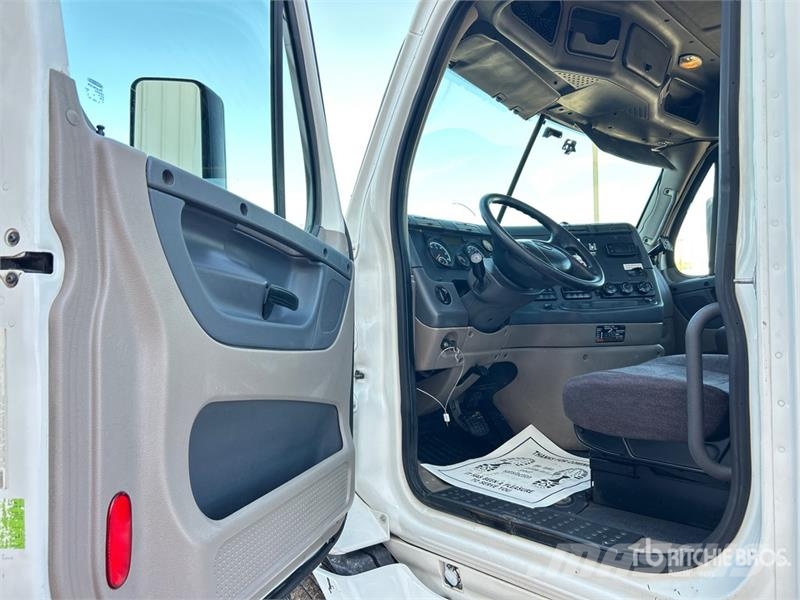 Freightliner Cascadia 113 Vlačilci
