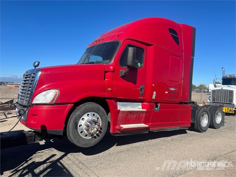 Freightliner Cascadia 125 Vlačilci