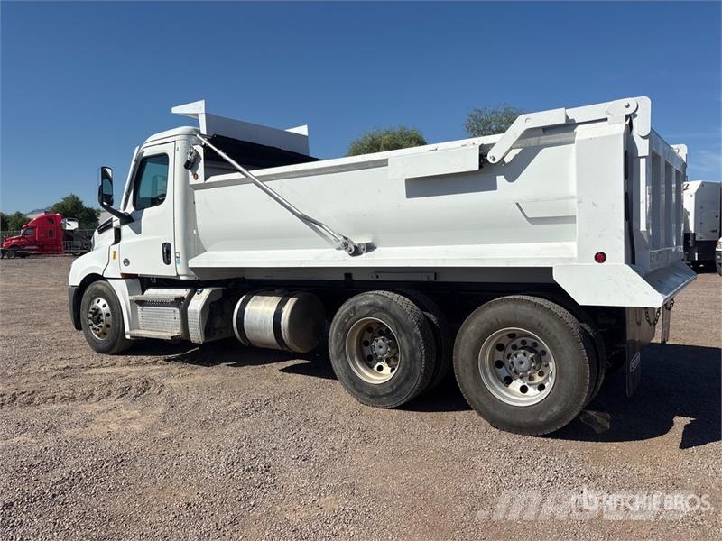 Freightliner Cascadia 126 Kipper