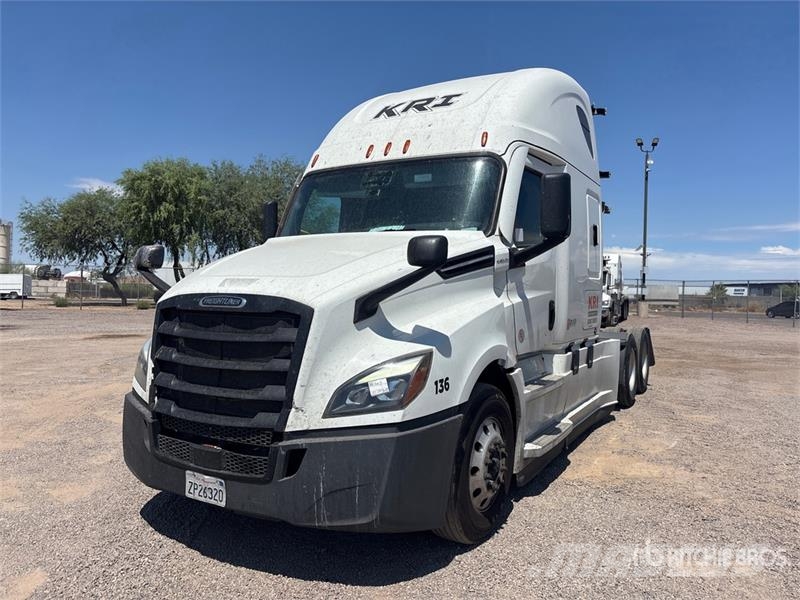 Freightliner Cascadia 126 6x4 T/A Sleeper Truck Tractor Τράκτορες