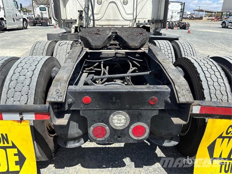 Freightliner Cascadia 116 Tractor Units