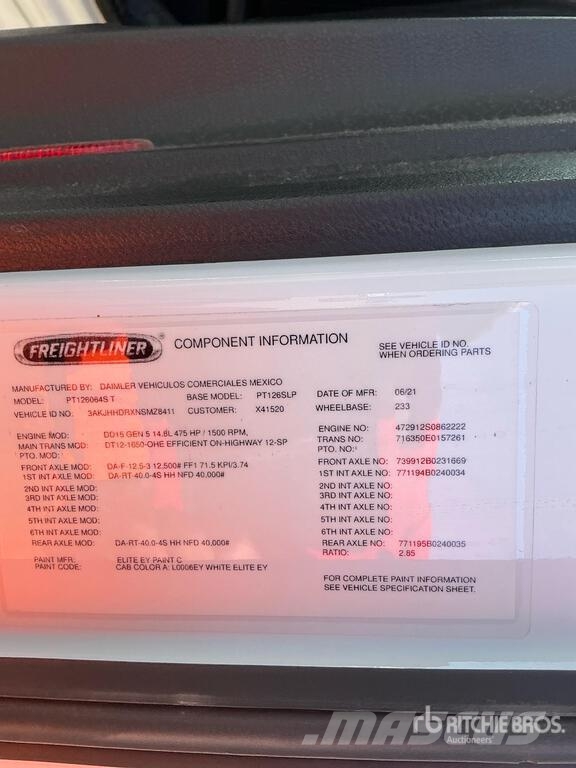 Freightliner Cascadia 126 6x4 T/A Sleeper Truck Tractor Tracteur routier