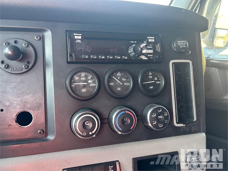 Freightliner Cascadia 126 Cabezas tractoras