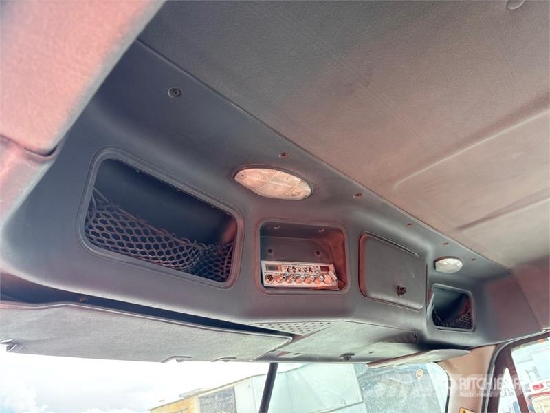 Freightliner Cascadia 125 Седельные тягачи