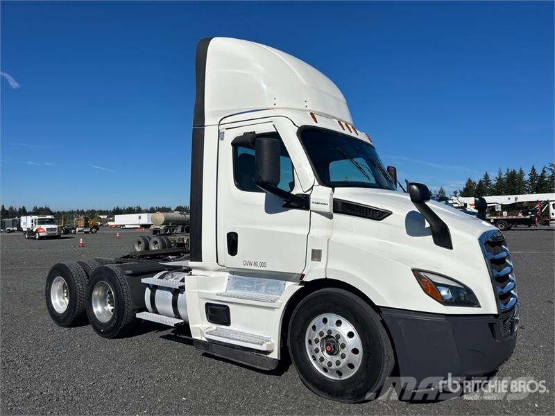 Freightliner Cascadia 116 وحدات الجر