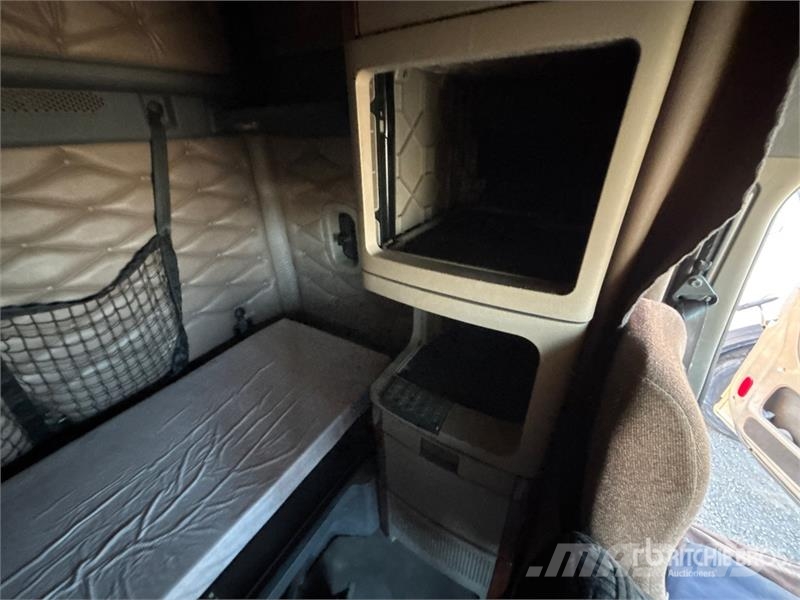 Freightliner Cascadia 125 Vilcēji