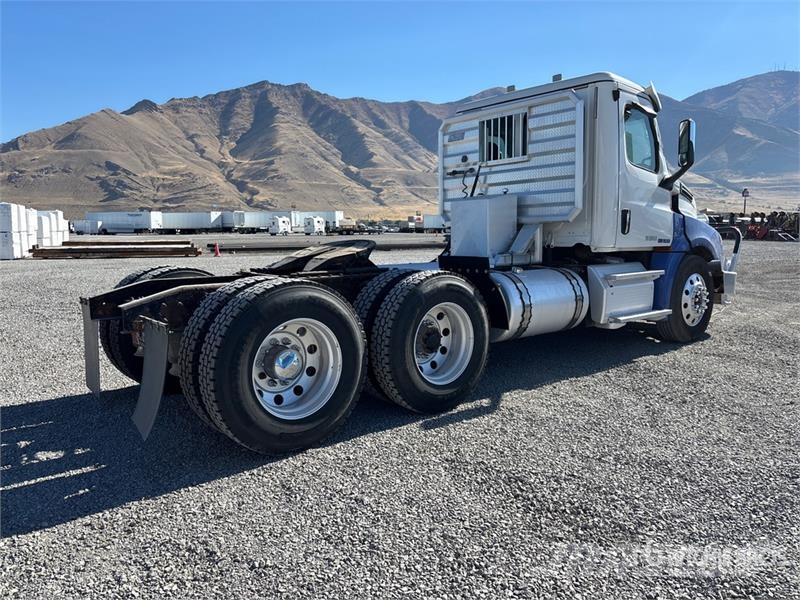 Freightliner Cascadia 126 Dragbilar