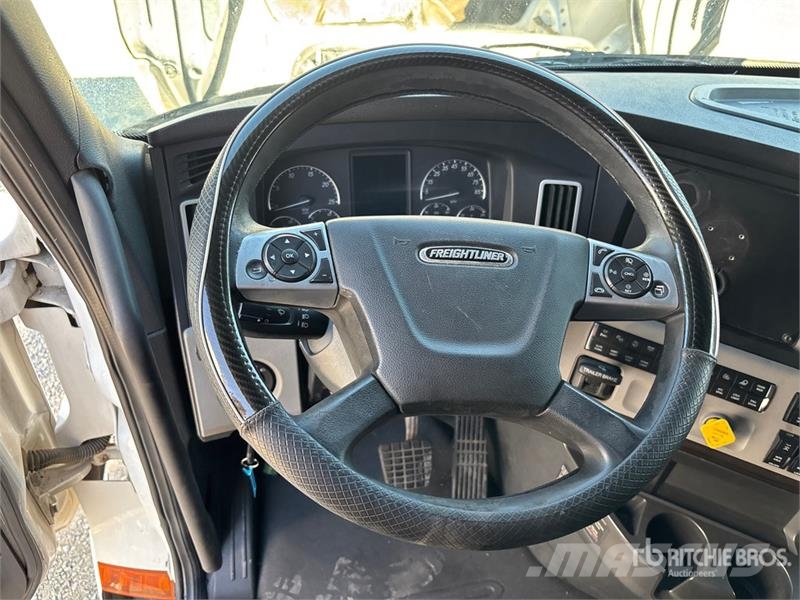 Freightliner Cascadia 126 Vlačilci