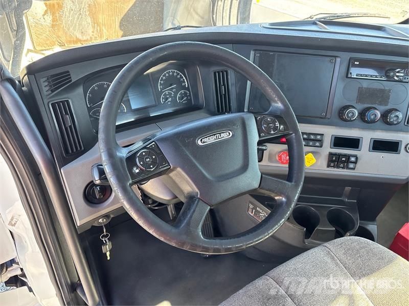Freightliner Cascadia 126 Cabezas tractoras