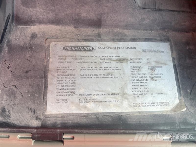Freightliner Cascadia 125 6x2 T/A Sleeper Truck Tractor Седельные тягачи