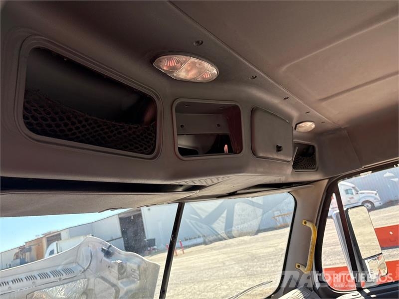 Freightliner Cascadia 125 Vlačilci
