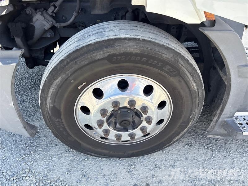 Freightliner Cascadia 116 Tractor Units
