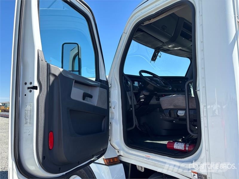 Freightliner Cascadia 126 Cabezas tractoras