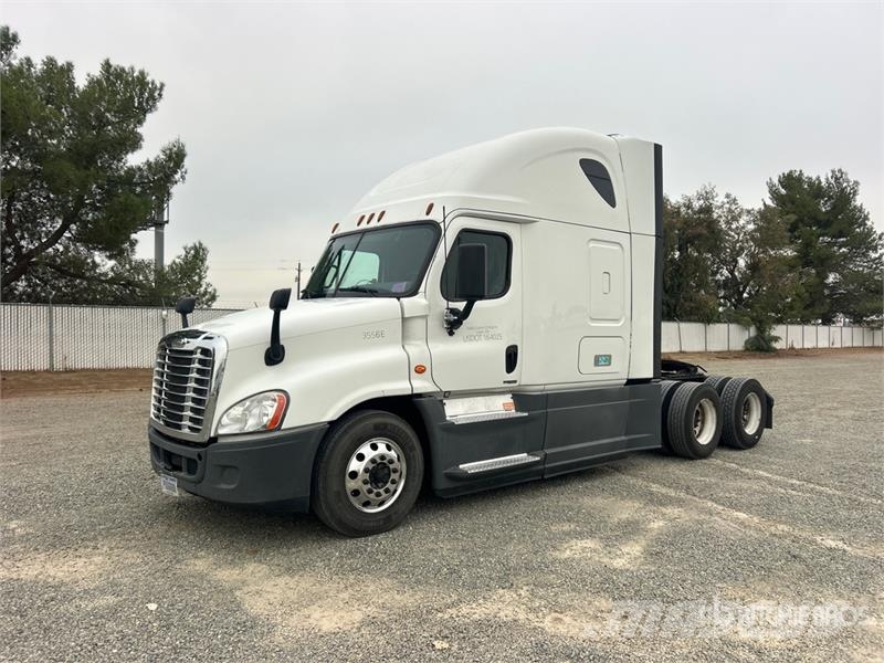 Freightliner Cascadia 125 Tractor Units