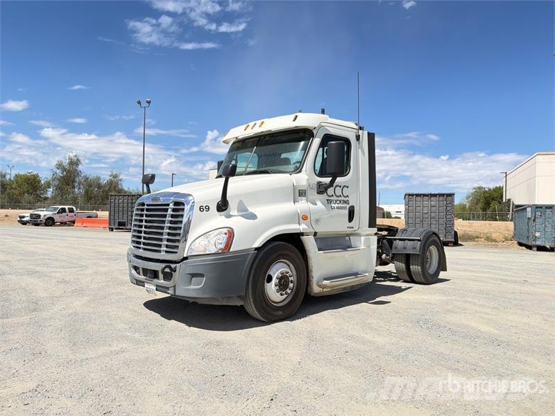 Freightliner Cascadia 125 Tahače