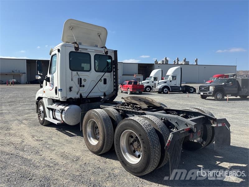 Freightliner Cascadia 125 Sattelzugmaschinen