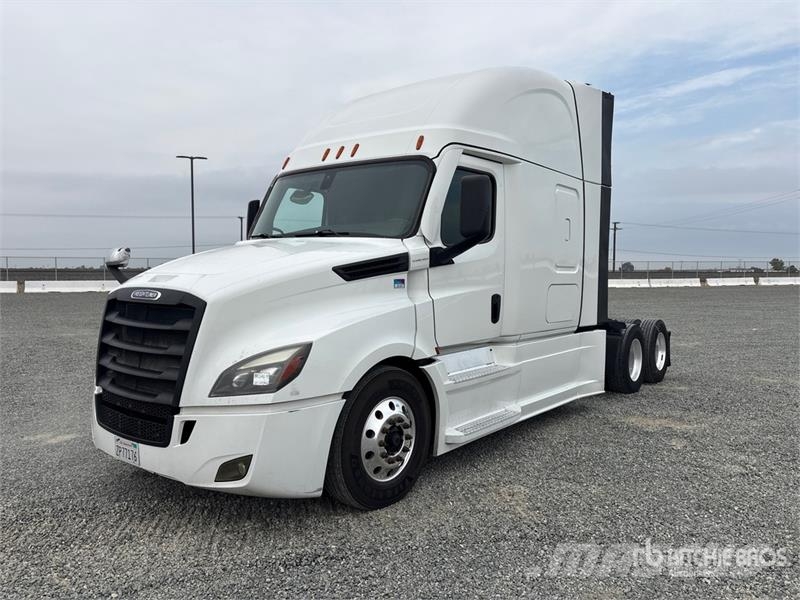 Freightliner Cascadia 126 Vilcēji