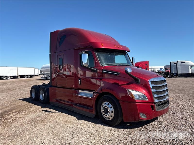 Freightliner Cascadia 126 6x4 T/A Sleeper Truck Tractor Tracteur routier