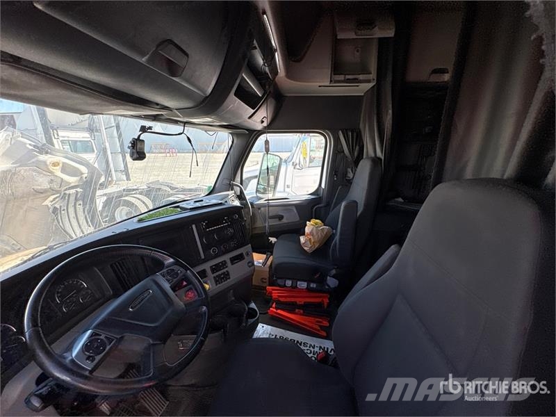 Freightliner Cascadia 126 Sattelzugmaschinen