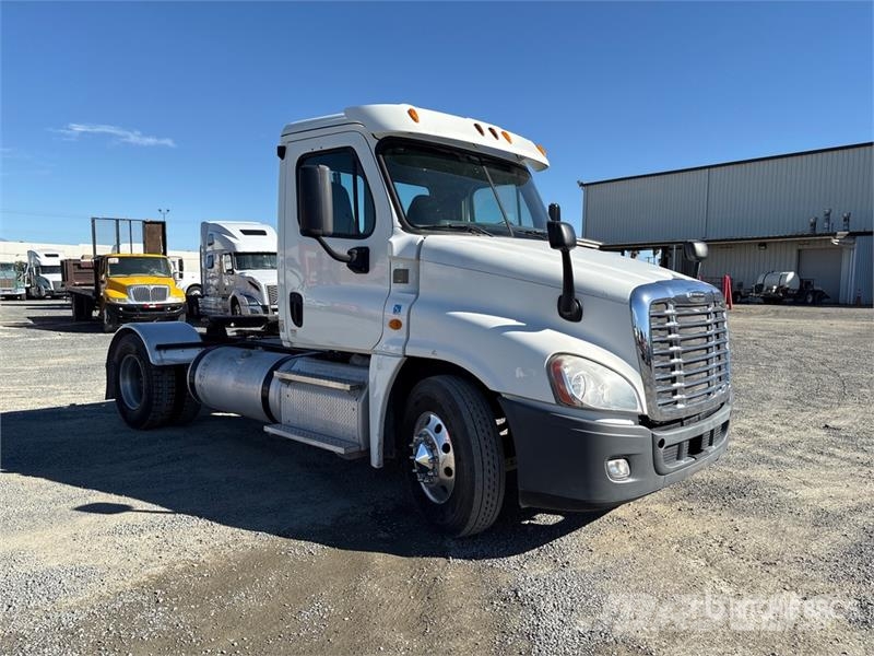 Freightliner Cascadia 125 Tegljači