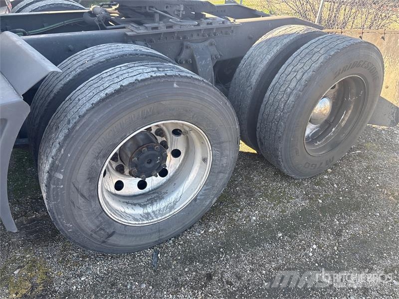 Freightliner Cascadia 126 6x4 T/A Sleeper Truck Tractor Trækkere