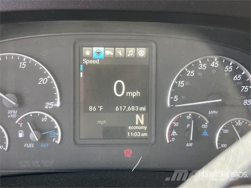Freightliner Cascadia 126 Autotractoare