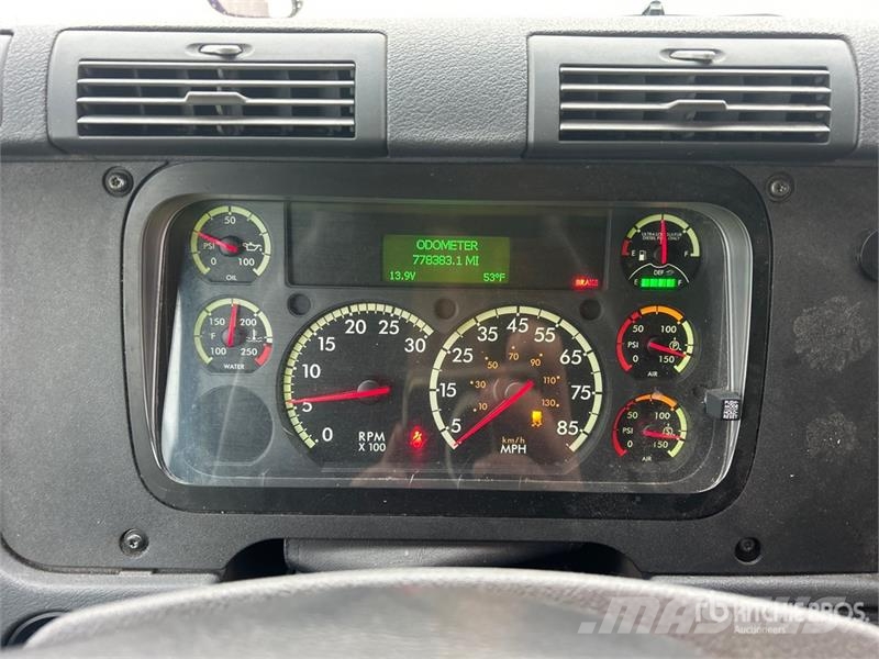 Freightliner Cascadia 125 Tractor Units