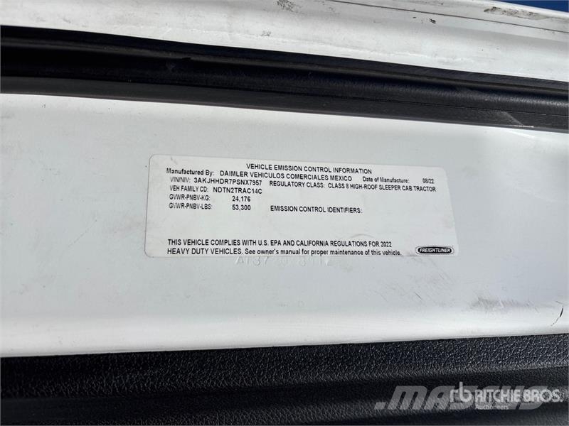 Freightliner Cascadia 126 6x4 T/A Sleeper Truck Tractor Motrici e Trattori Stradali