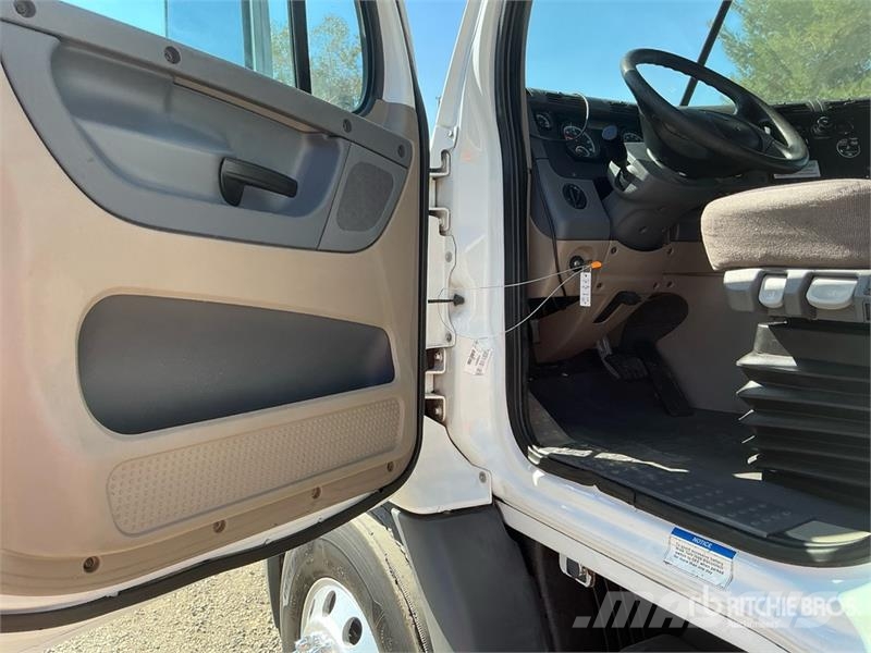 Freightliner Cascadia 113 Ťahače