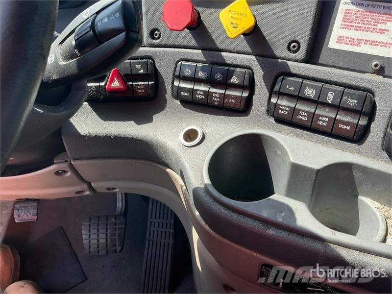 Freightliner Cascadia 113 Sattelzugmaschinen