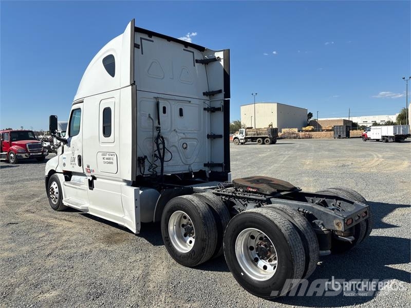 Freightliner Cascadia 126 Vlačilci