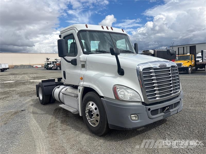 Freightliner Cascadia 125 Седельные тягачи