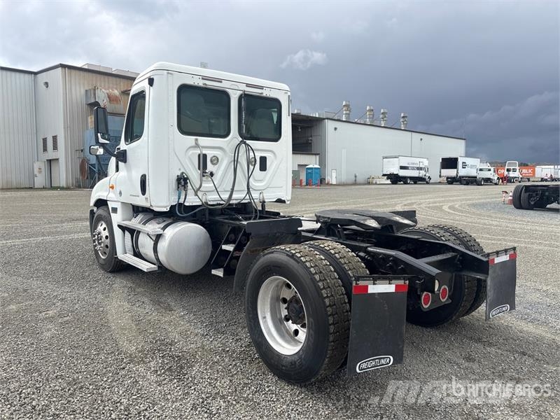 Freightliner Cascadia 125 Седельные тягачи