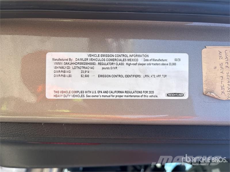 Freightliner Cascadia 126 6x4 T/A Sleeper Truck Tractor وحدات الجر