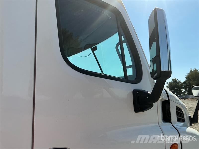 Freightliner Cascadia 113 Ťahače