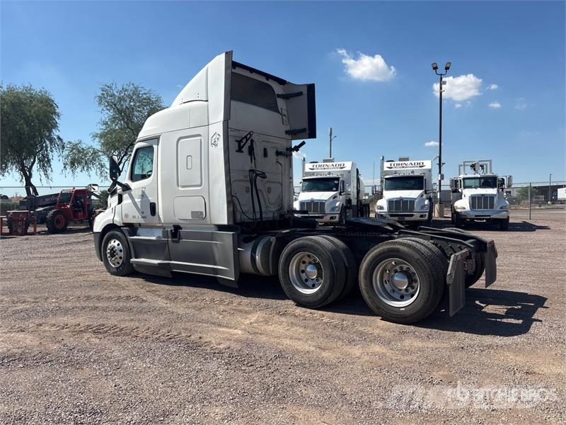 Freightliner Cascadia 116 Vlačilci