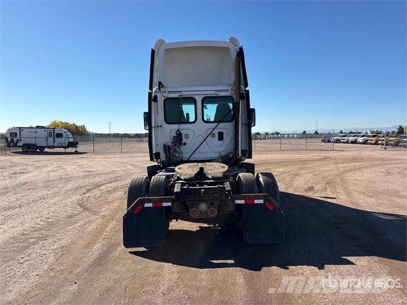 Freightliner Cascadia 125 Vlačilci