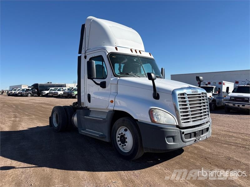 Freightliner Cascadia 125 Vlačilci