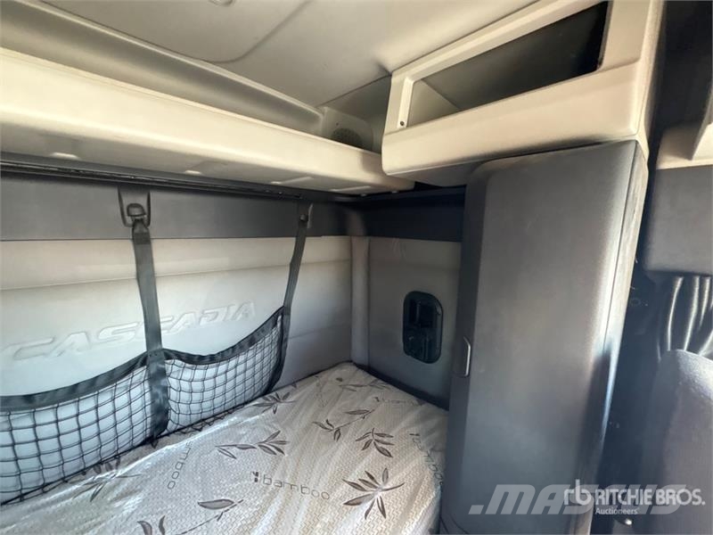 Freightliner Cascadia 116 Vlačilci