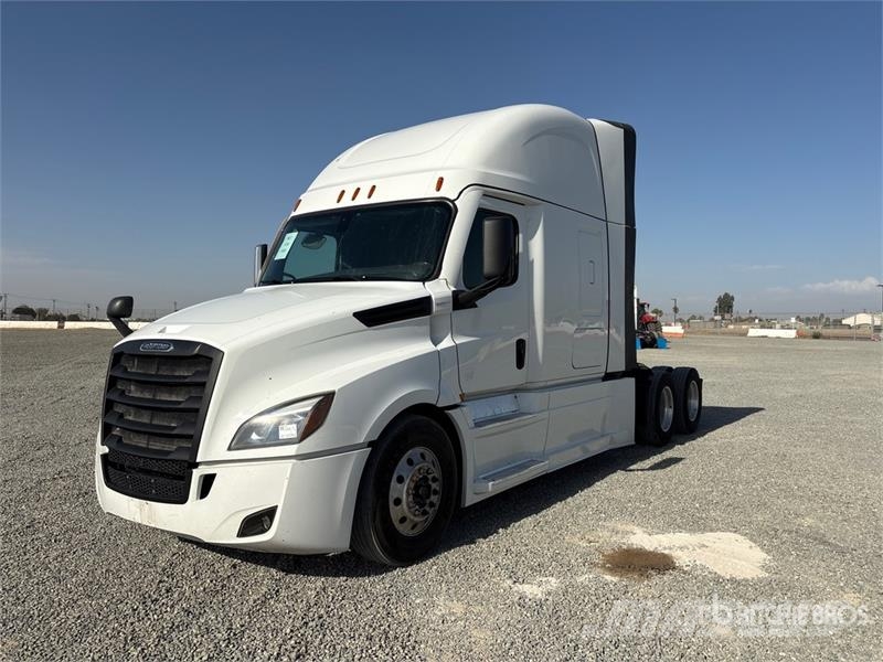 Freightliner Cascadia 126 Vilcēji