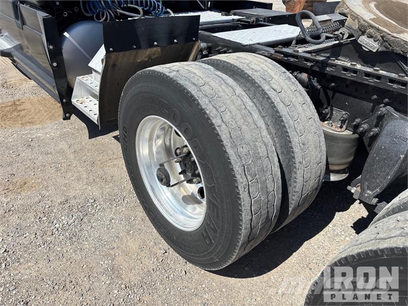 Freightliner Cascadia 126 Cabezas tractoras